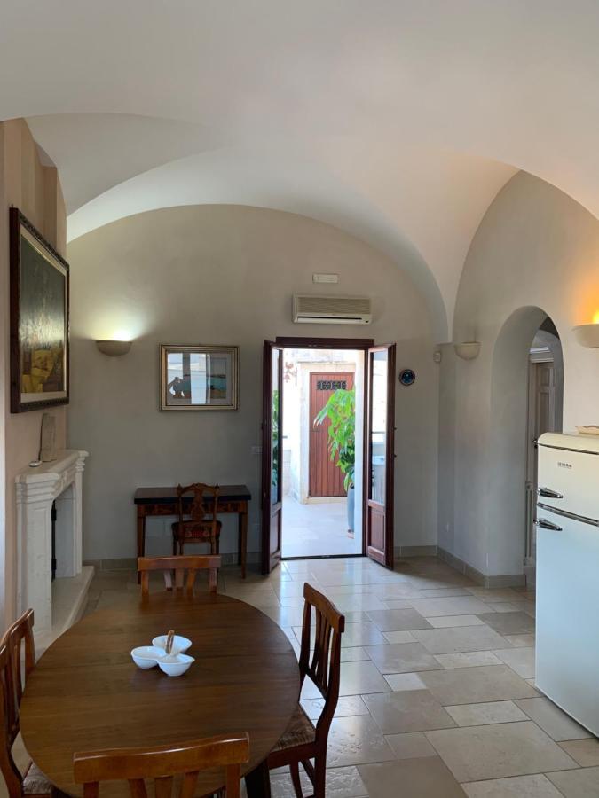 Palazzo Dei Gesuiti Appartamento Con Terrazza Privata Монополі Екстер'єр фото